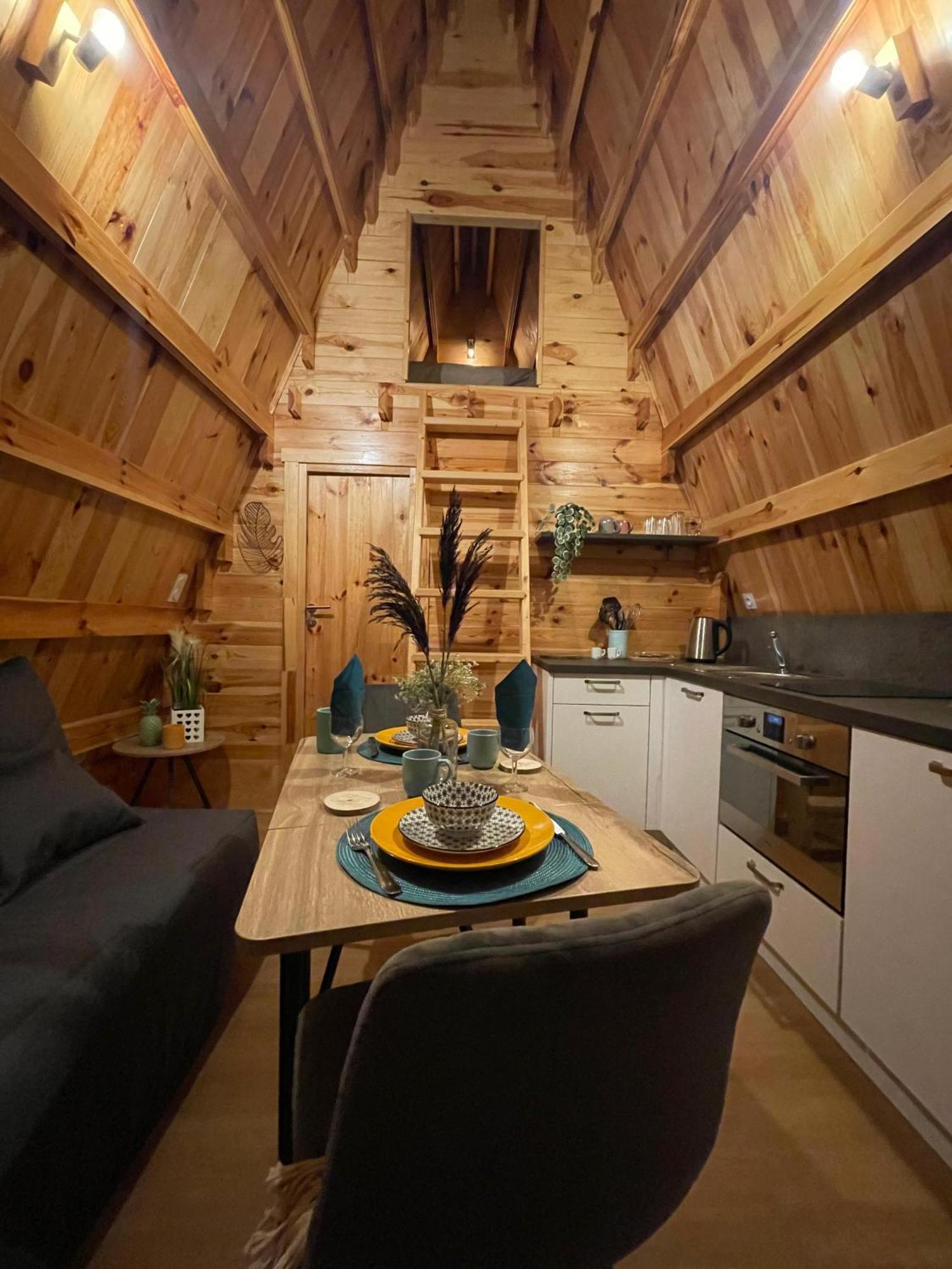 Tiny House Ardennes Villa Fromelennes Exteriör bild